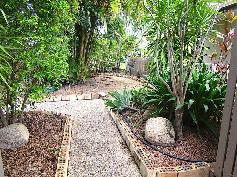 2 Archer Rd, Gracemere QLD 4702