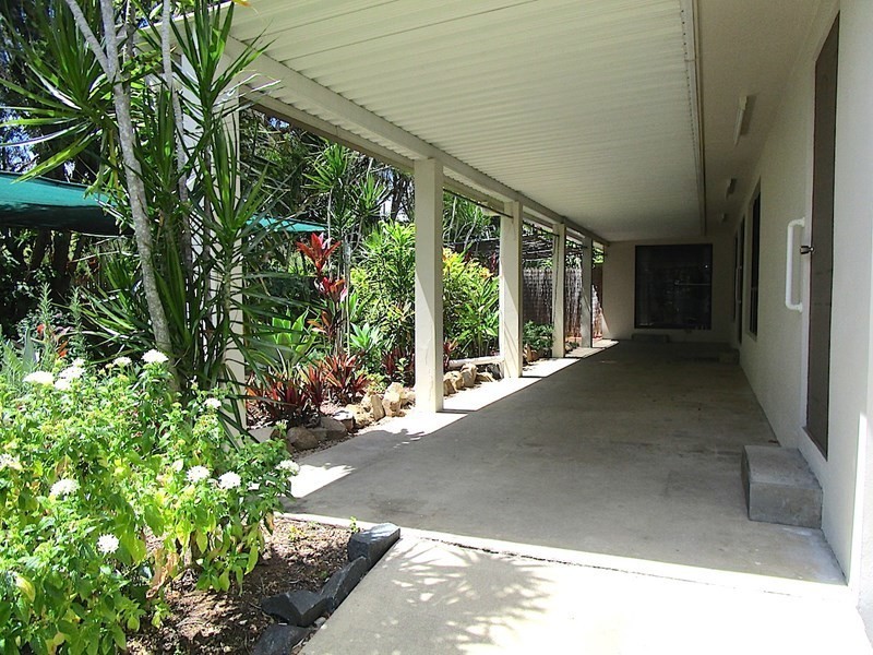 2 Archer Rd, Gracemere QLD 4702