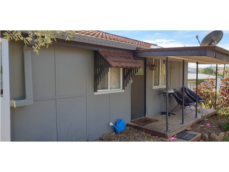 31 Darcy St, Mount Morgan QLD 4714