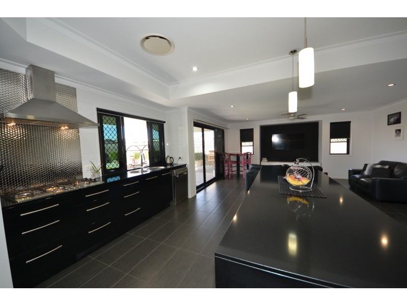 20 Corella Dr, Gracemere QLD 4702