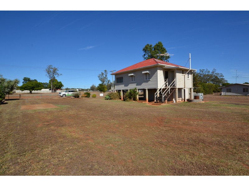 24 Margaret St, Duaringa QLD 4712