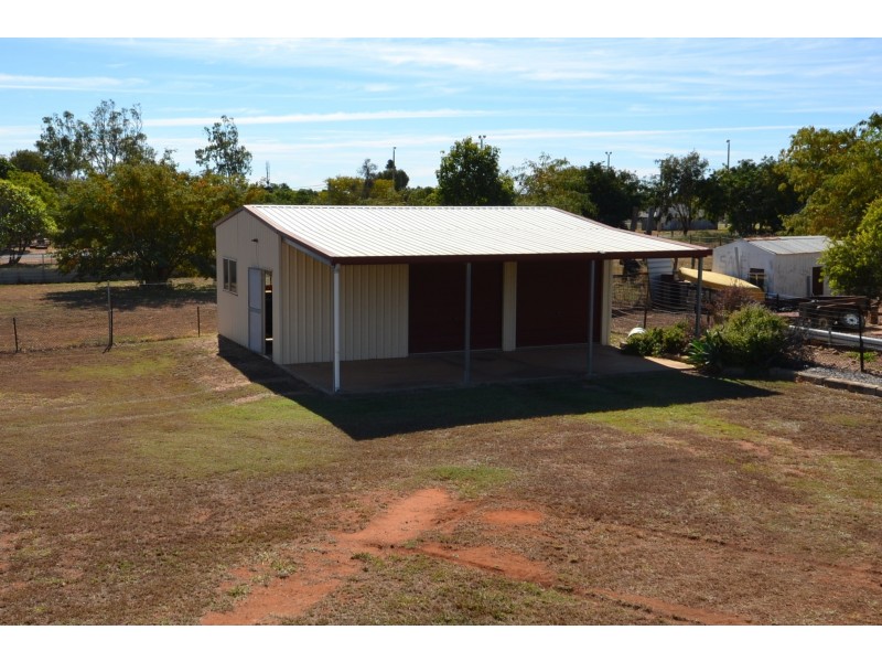 24 Margaret St, Duaringa QLD 4712