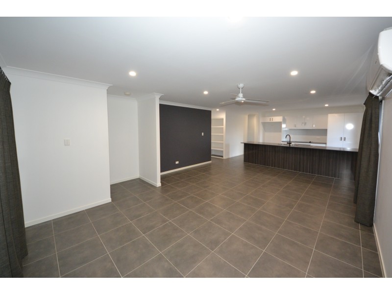 13 Olympic Ave, Gracemere QLD 4702