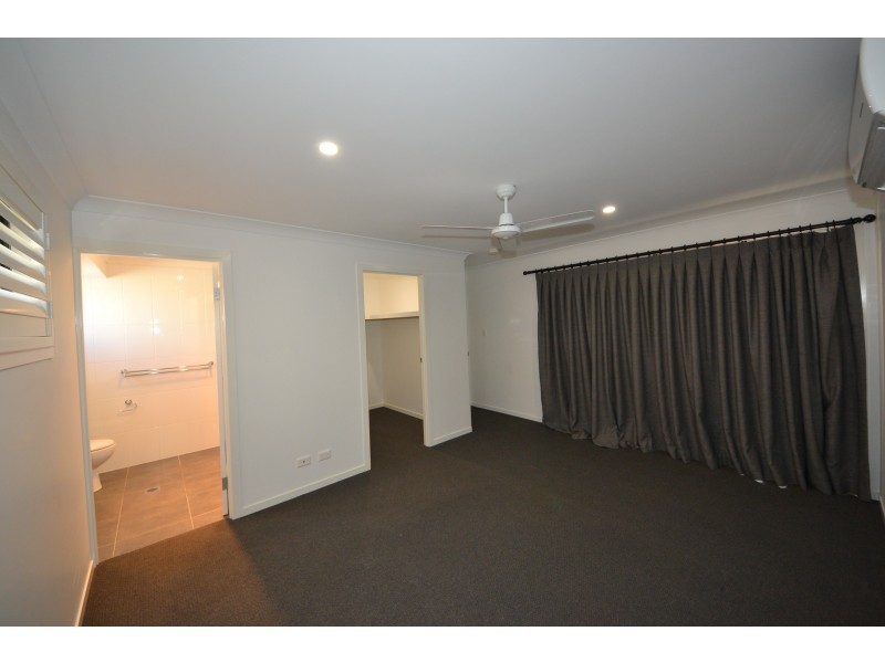 13 Olympic Ave, Gracemere QLD 4702