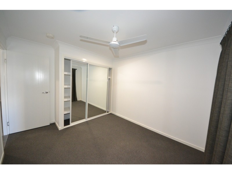 13 Olympic Ave, Gracemere QLD 4702