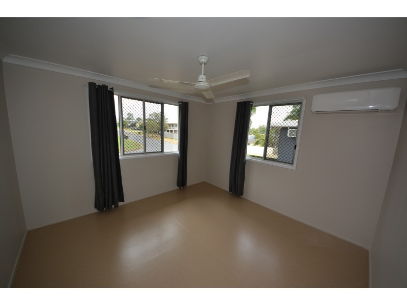 12 Hutchings St, Gracemere QLD 4702