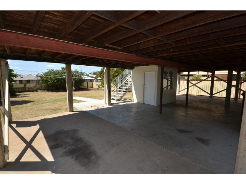 12 Hutchings St, Gracemere QLD 4702