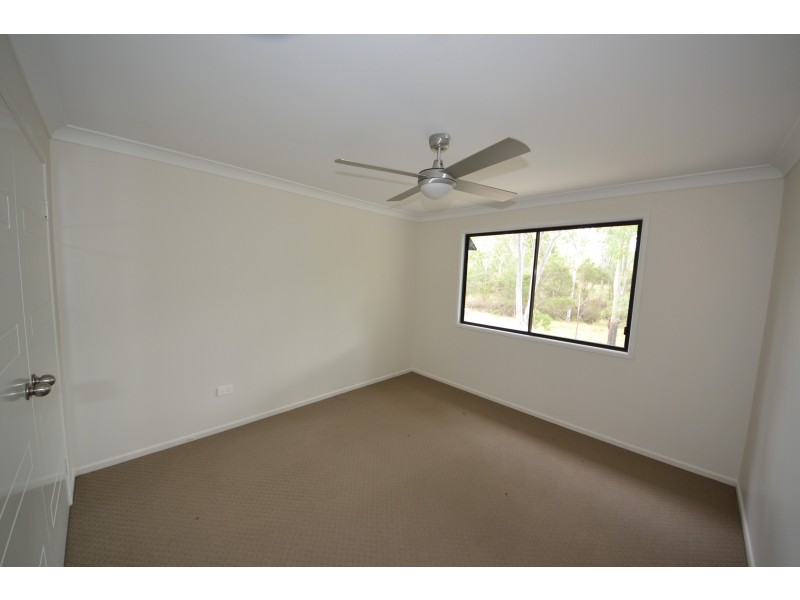 18 Showgrounds Rd, Horse Creek QLD 4714