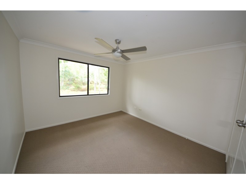 18 Showgrounds Rd, Horse Creek QLD 4714