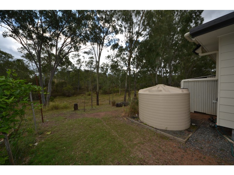 18 Showgrounds Rd, Horse Creek QLD 4714