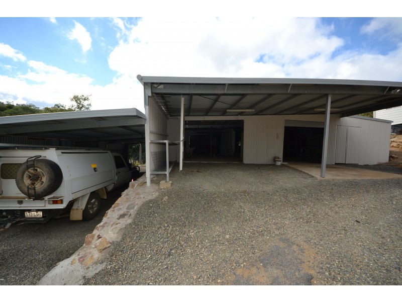 18 William St, Mount Morgan QLD 4714