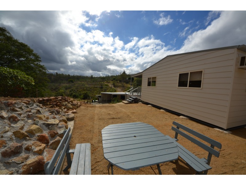 18 William St, Mount Morgan QLD 4714