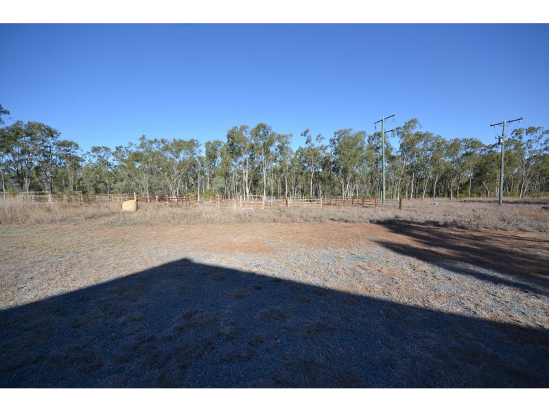49095 Burnett Hwy, Wura QLD 4714