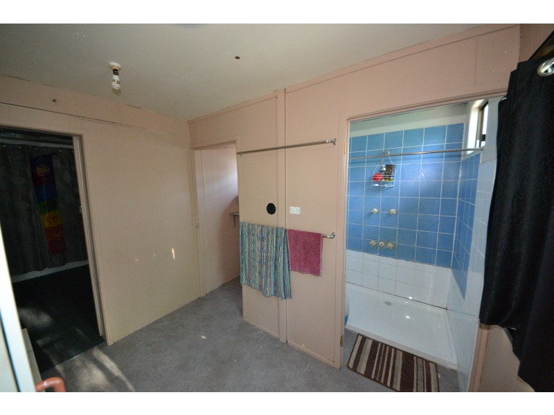 49095 Burnett Hwy, Wura QLD 4714