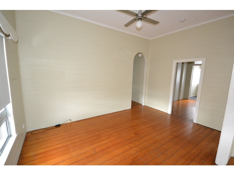 2 Alma St, Rockhampton City QLD 4700