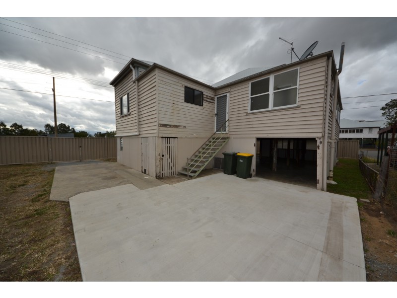 2 Alma St, Rockhampton City QLD 4700