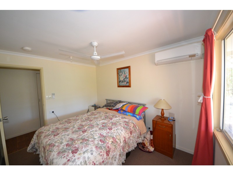 15 Elizabeth St, Duaringa QLD 4712