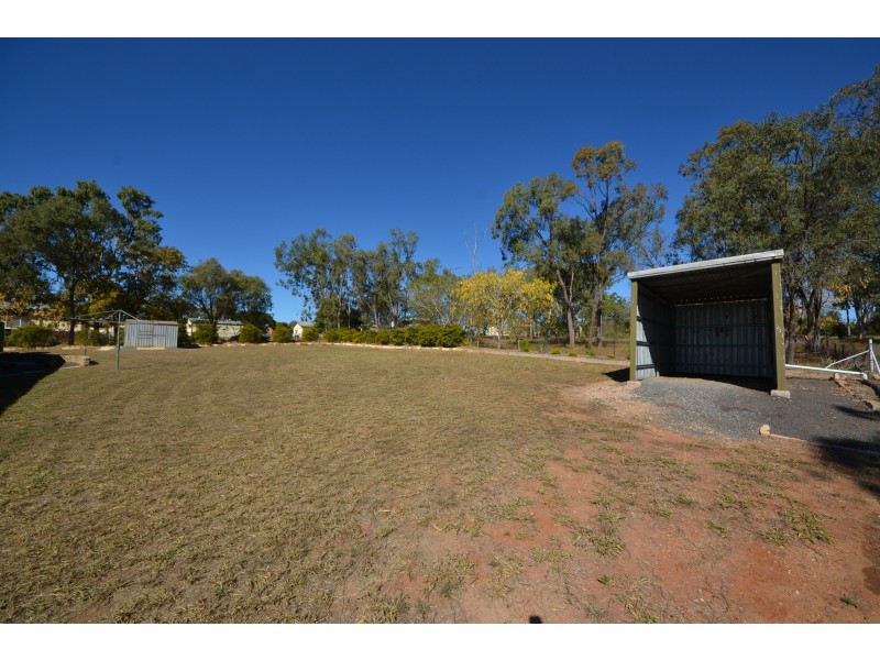 15 Elizabeth St, Duaringa QLD 4712