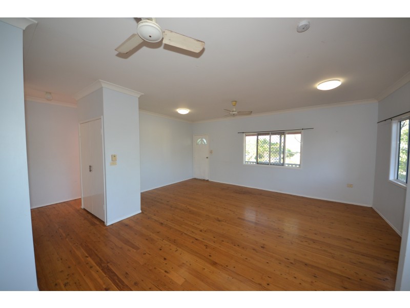 30 Archer Rd, Gracemere QLD 4702