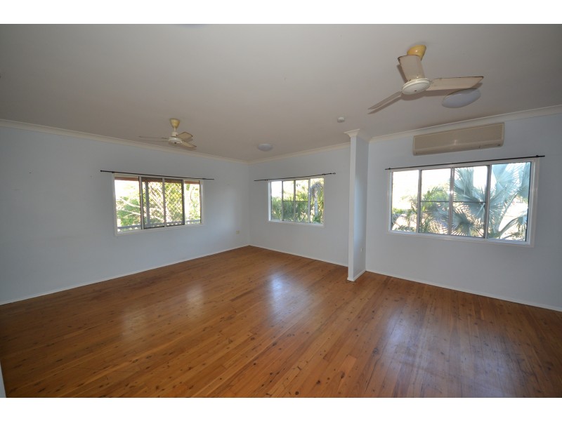 30 Archer Rd, Gracemere QLD 4702