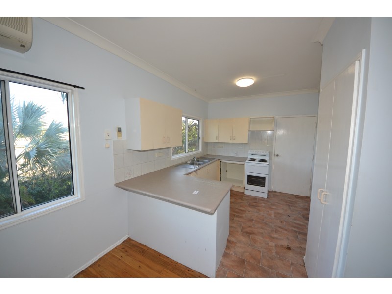 30 Archer Rd, Gracemere QLD 4702