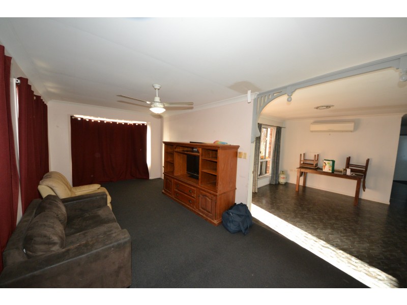 12 Banksia Ct, Gracemere QLD 4702
