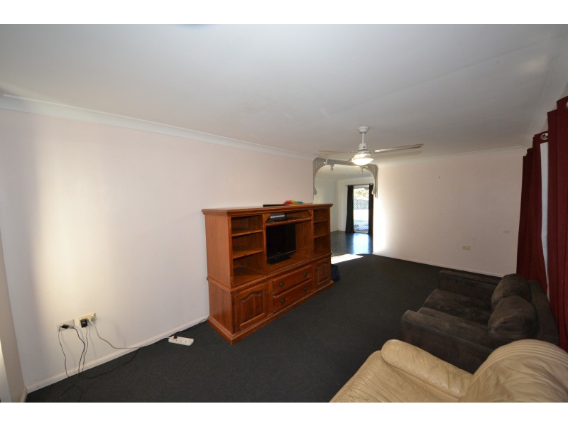 12 Banksia Ct, Gracemere QLD 4702