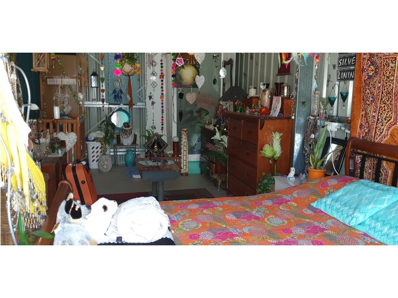 10 Jones St, Moongan QLD 4714