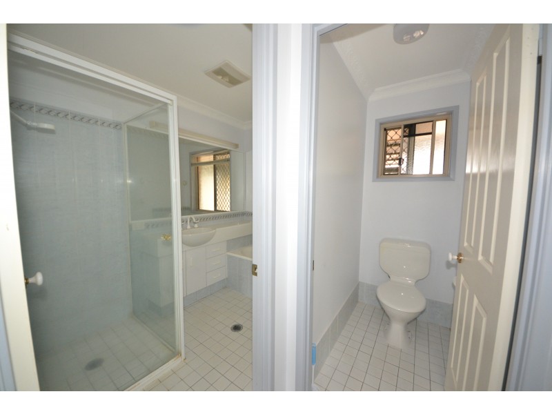 33 Davison St, Gracemere QLD 4702