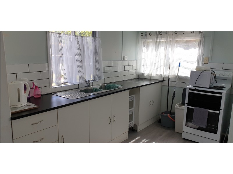 25 River St, Mount Morgan QLD 4714