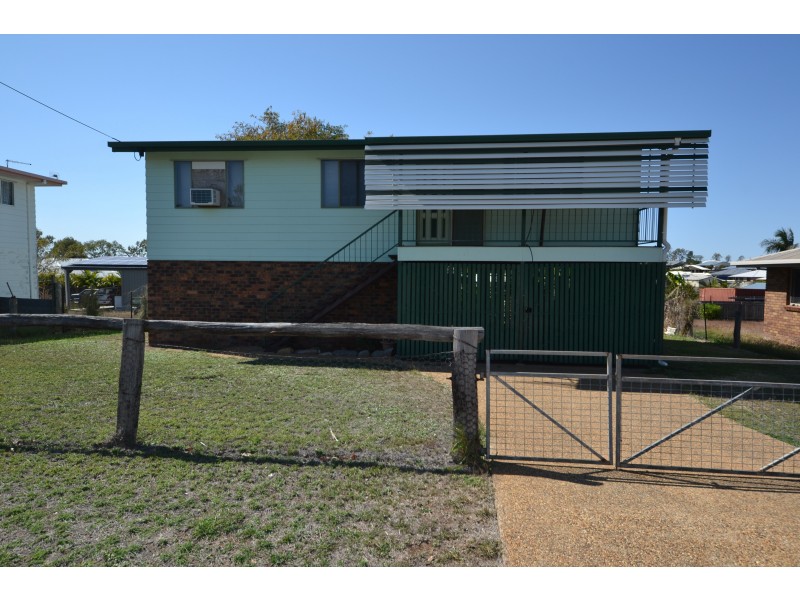 37 Cowan St, Gracemere QLD 4702