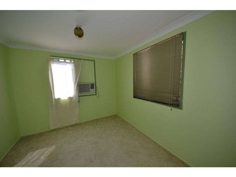 37 Cowan St, Gracemere QLD 4702
