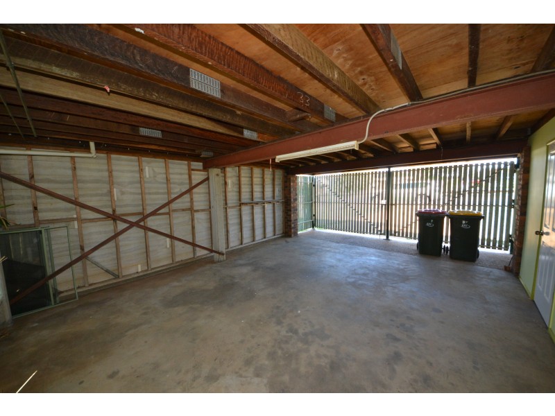37 Cowan St, Gracemere QLD 4702