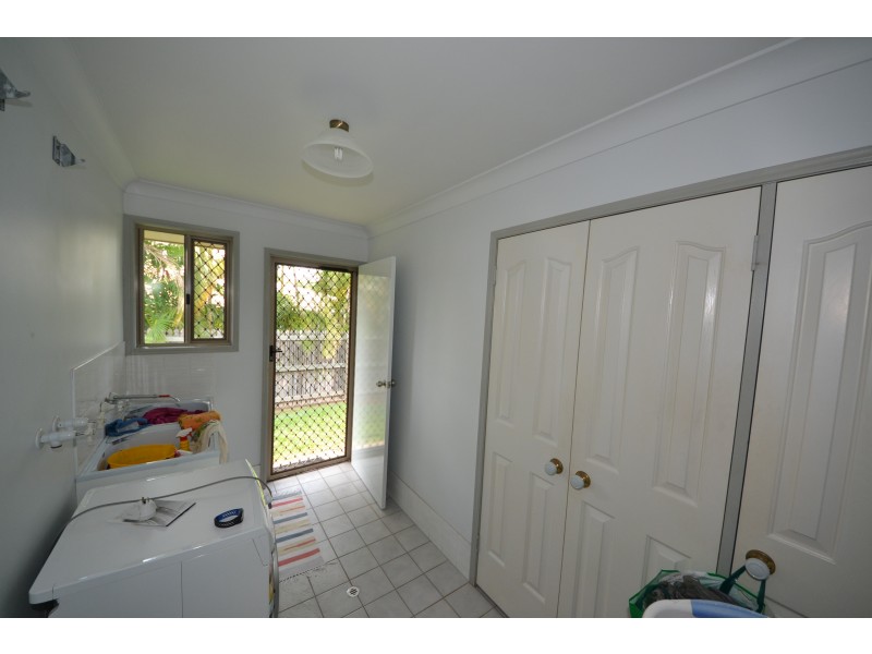 11 Blyth Avenue, Gracemere QLD 4702