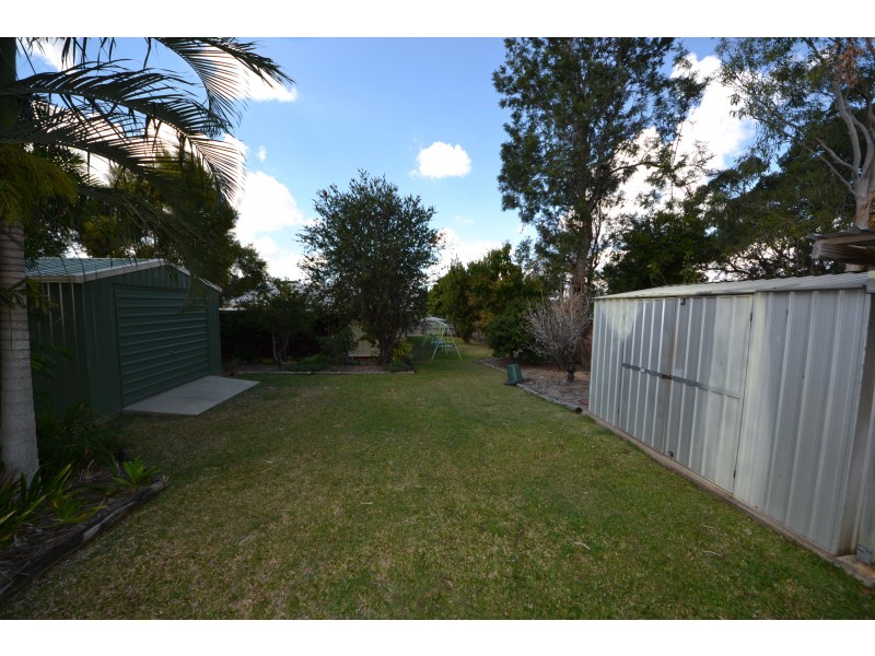 11 Blyth Avenue, Gracemere QLD 4702