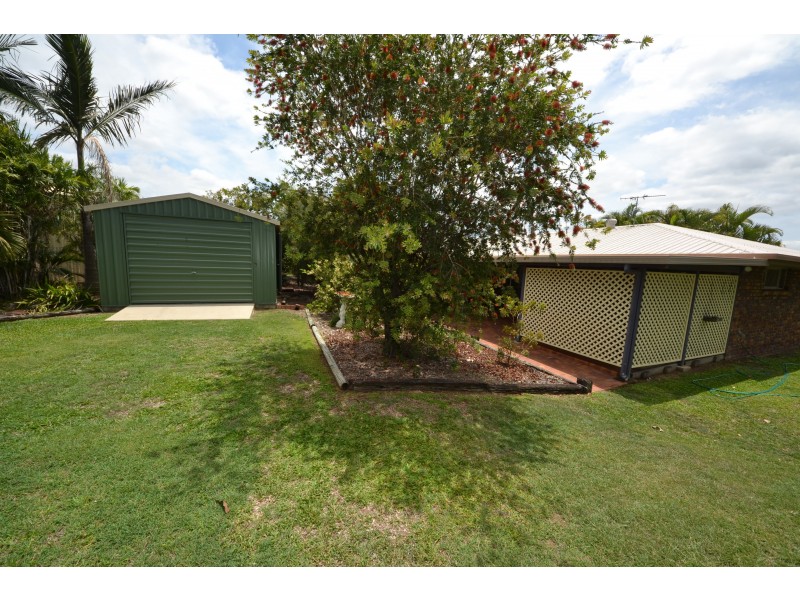 11 Blyth Avenue, Gracemere QLD 4702