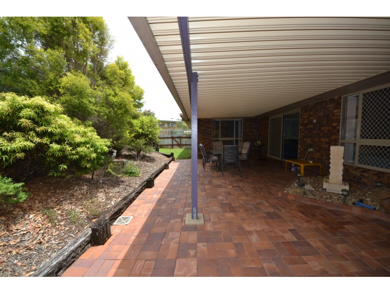 11 Blyth Avenue, Gracemere QLD 4702