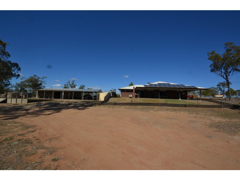 75 Huff St, Gracemere QLD 4702