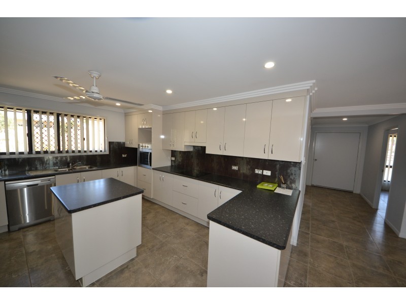 75 Huff St, Gracemere QLD 4702