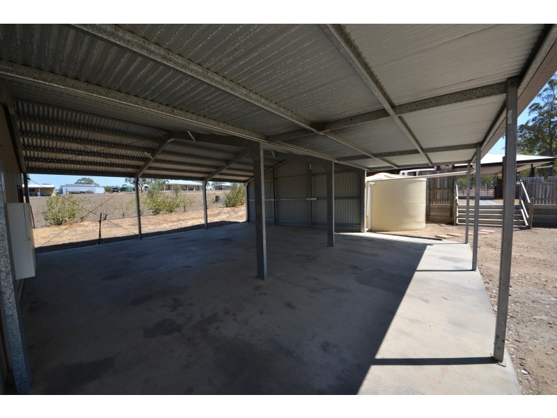 75 Huff St, Gracemere QLD 4702