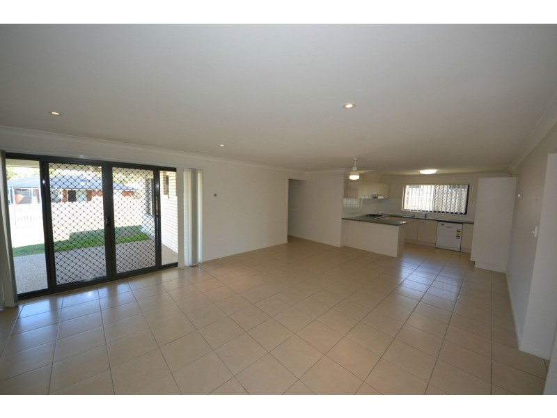 43 Riley Drive, Gracemere QLD 4702