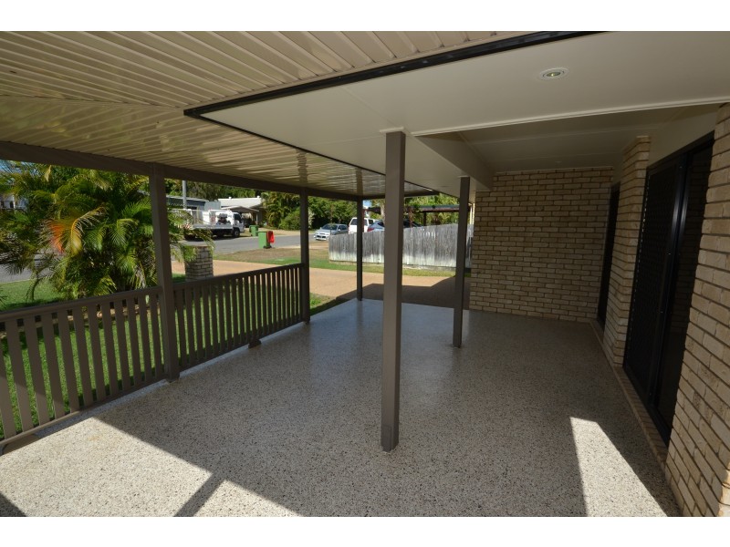 Unit 2/13 O’shanesy St, Gracemere QLD 4702