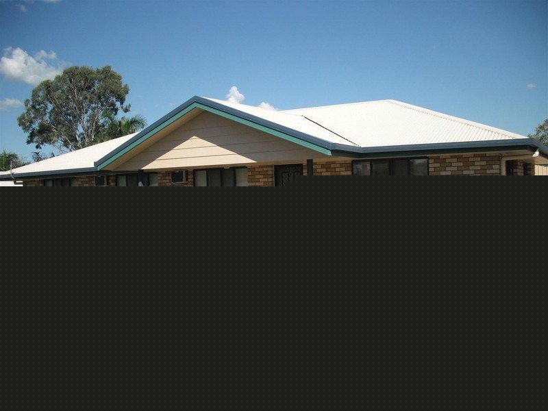100 Donovan Cres, Gracemere QLD 4702