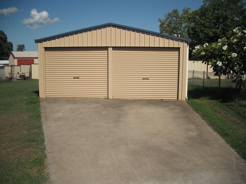 100 Donovan Cres, Gracemere QLD 4702