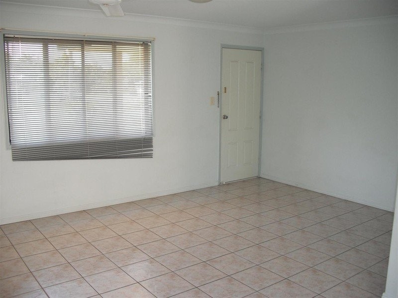100 Donovan Cres, Gracemere QLD 4702
