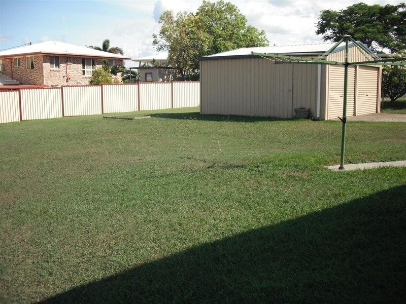 100 Donovan Cres, Gracemere QLD 4702