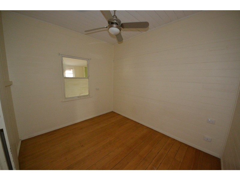 79 River St, Mount Morgan QLD 4714