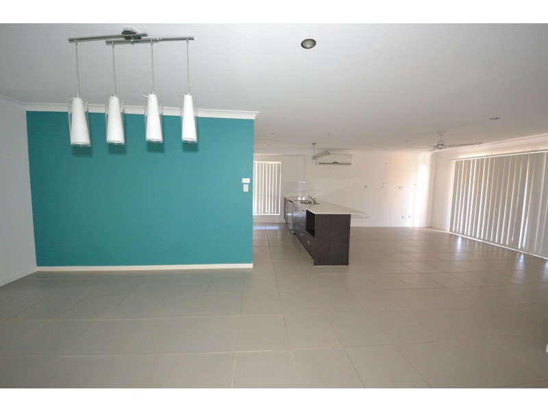 14 Anna Meares Ave, Gracemere QLD 4702