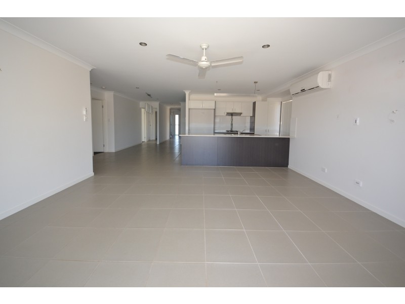 14 Anna Meares Ave, Gracemere QLD 4702