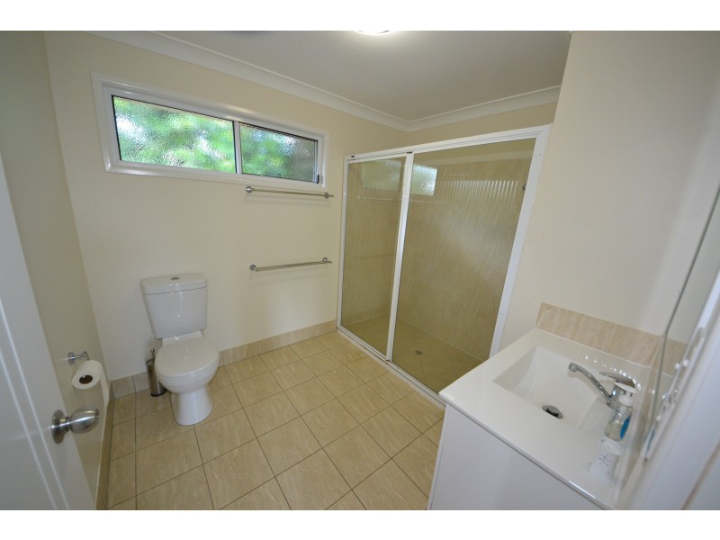 41 Dee St, Mount Morgan QLD 4714
